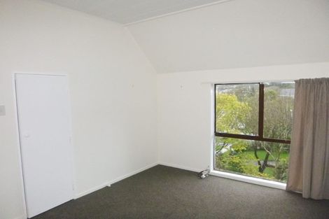 Photo of property in 6a Stokes Valley Road, Stokes Valley, Lower Hutt, 5019