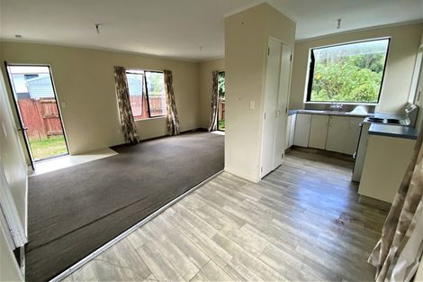 Photo of property in 17 Manor Place, Bader, Hamilton, 3206