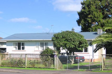 Photo of property in 22 Garelja Road, Henderson, Auckland, 0612