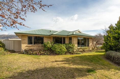 Photo of property in 17 Orchard Place, Cromwell, 9310