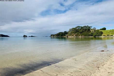 Photo of property in 25 Taiwa Road, Oakura, Hikurangi, 0184