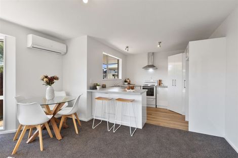 Photo of property in 3/200 Wainoni Road, Avondale, Christchurch, 8061