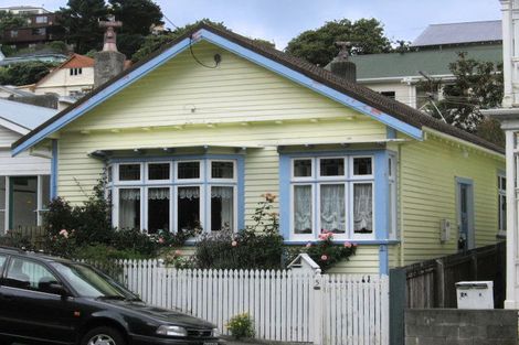 Photo of property in 5 Dee Street, Island Bay, Wellington, 6023