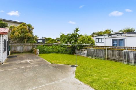 Photo of property in 13 Rua Road, Paraparaumu Beach, Paraparaumu, 5032