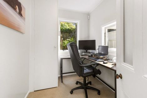 Photo of property in 9 Remu Place, Greenhithe, Auckland, 0632