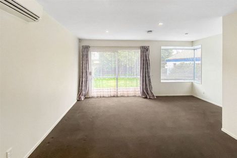 Photo of property in 68 Karnak Crescent, Russley, Christchurch, 8042