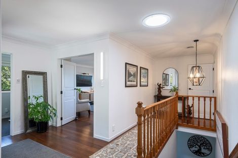 Photo of property in 64 Kotare Street, Waikanae, 5036