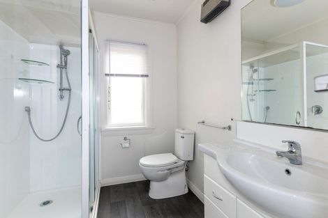 Photo of property in 16 Herbert Street, Waimate, 7924