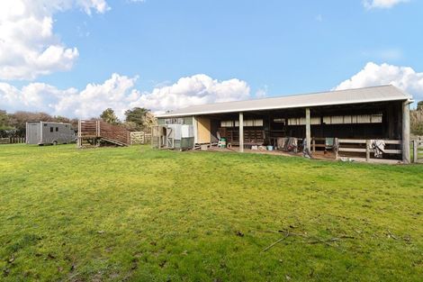 Photo of property in 121 Mount Stewart Halcombe Road, Sanson, Palmerston North, 4479