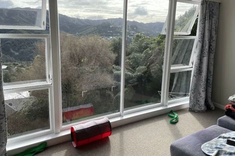 Photo of property in 23 Huntingdon Street, Northland, Wellington, 6012