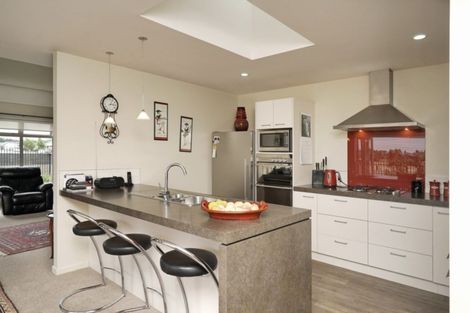 Photo of property in 4 Skipness Lane, Broomfield, Christchurch, 8042