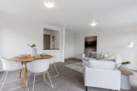 Photo of property in 1/50a Target Road, Totara Vale, Auckland, 0629