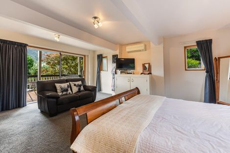 Photo of property in 29a Ranui Street, Waikawa, Picton, 7220