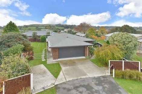 Photo of property in 18 Clayton Road, Amberley, 7410
