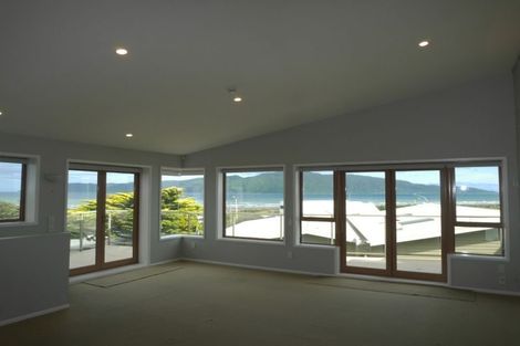 Photo of property in 10/1 Marine Parade, Paraparaumu Beach, Paraparaumu, 5032