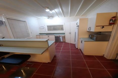 Photo of property in 84 Shakespeare Road, Bluff Hill, Napier, 4110