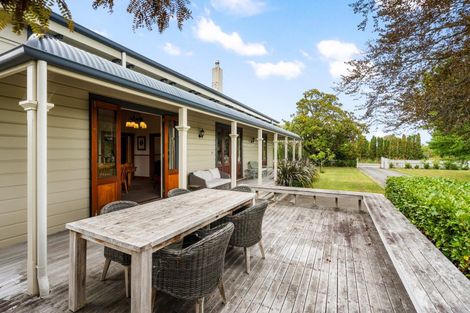 Photo of property in 389 Saint Georges Road, Havelock North, 4130