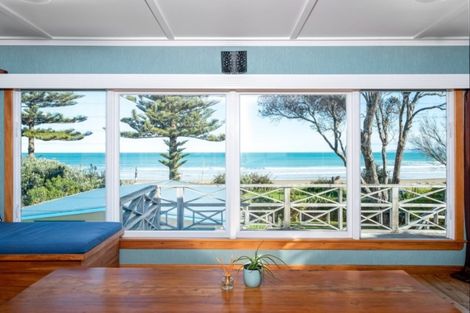 Photo of property in 12 Makorori Beach Road, Makorori, Gisborne, 4073