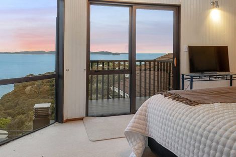 Photo of property in 4 Kotare Place, Sandspit, Warkworth, 0982