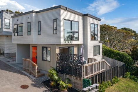Photo of property in 8/26 Long Bay Drive, Torbay, Auckland, 0630
