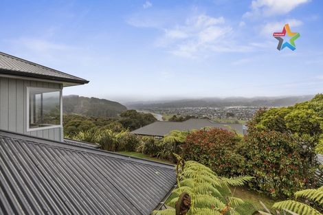 Photo of property in 10 Swain Grove, Riverstone Terraces, Upper Hutt, 5018