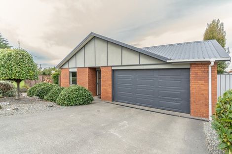 Photo of property in 33 Morton Street, Edendale, 9825