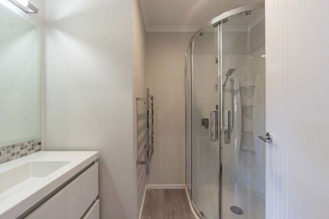 Photo of property in 9/13 Beale Street, Hamilton East, Hamilton, 3216