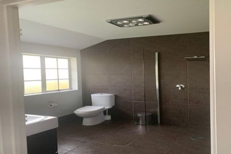 Photo of property in 6 Grace Street North, Sanson, 4817