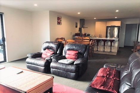 Photo of property in 4 Rooseville Mews, Pukekohe, 2120