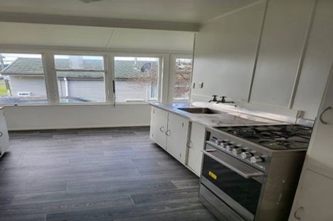 Photo of property in 24 Oxford Street, Kaiti, Gisborne, 4010