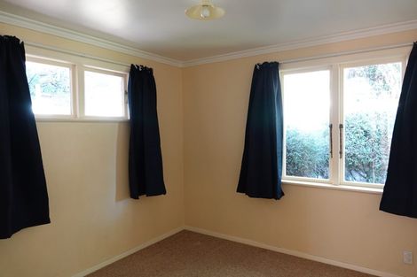 Photo of property in 231 Whites Line East, Waiwhetu, Lower Hutt, 5010