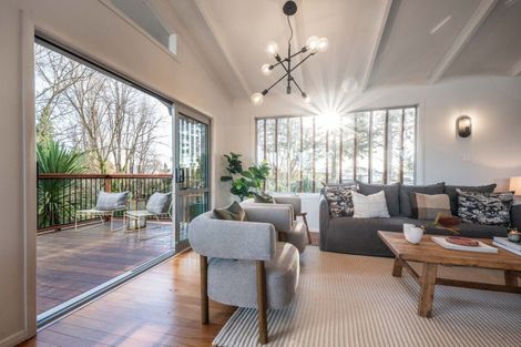 Photo of property in 93 Thornton Road, Cambridge, 3434