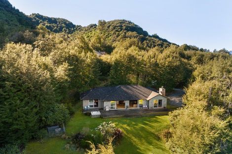 Photo of property in 7 Tall Tree Lane, Mount Creighton, Queenstown, 9371