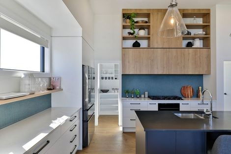 Photo of property in 25 Michael Bosher Way, Flat Bush, Auckland, 2019