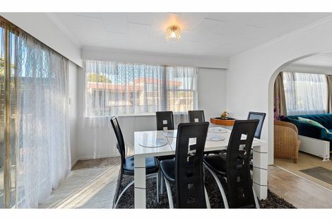 Photo of property in 23b Hill Road, Hillpark, Auckland, 2102