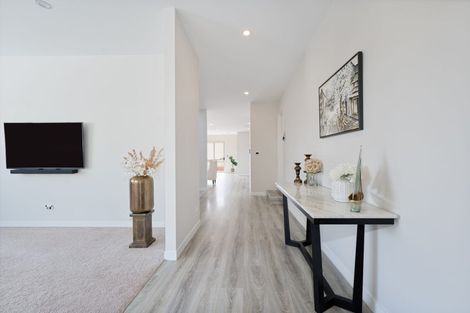 Photo of property in 30 Korihi Drive, Swanson, Auckland, 0614