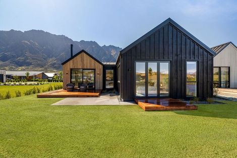 Photo of property in 22 Woolshed Road, Jacks Point, Queenstown, 9371