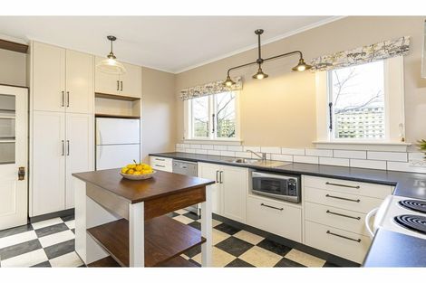 Photo of property in 10 Preston Street, West End, Timaru, 7910