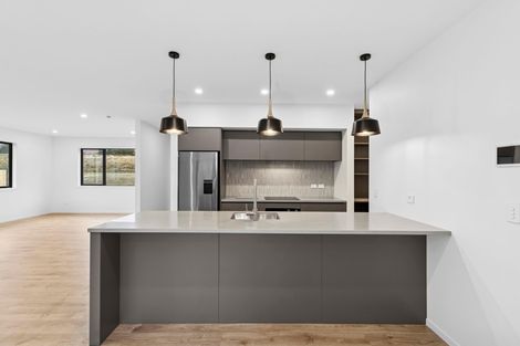 Photo of property in 6 Lake Mckay Drive, Luggate, 9382