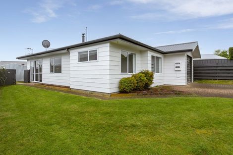 Photo of property in 2/42 Arthur Crescent, Hilltop, Taupo, 3330