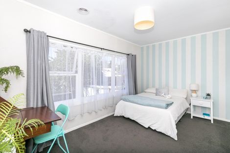 Photo of property in 35 Hinton Avenue, Forest Lake, Hamilton, 3200