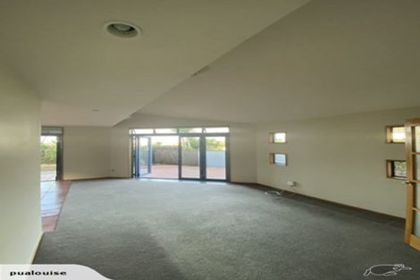 Photo of property in 1/83 East Coast Road, Castor Bay, Auckland, 0620