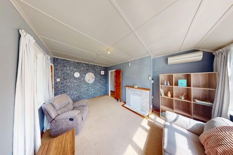 Photo of property in 11 Victory Place, Aramoho, Whanganui, 4500