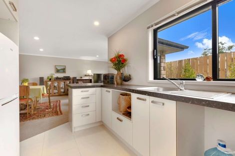 Photo of property in 104b Racecourse Road, Waiuku, 2123