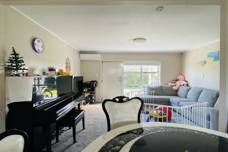 Photo of property in 11a Rapallo Place, Farm Cove, Auckland, 2012