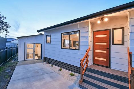 Photo of property in 1/14 Hatherley Place, Clendon Park, Auckland, 2103