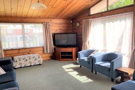 Photo of property in 14 Petrie Street, Pomare, Rotorua, 3015