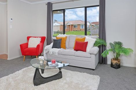 Photo of property in 40 Greenberry Drive, Ranui, Auckland, 0612