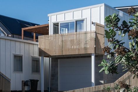 Photo of property in 9 Rangitahi Road, Raglan, 3225