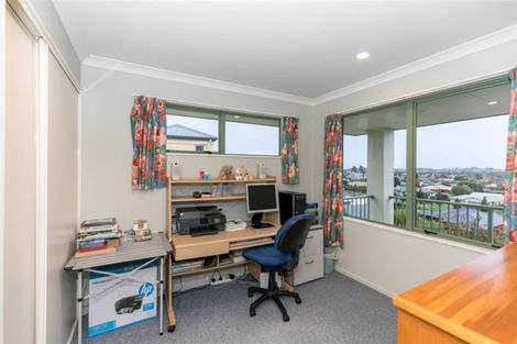 Photo of property in 38 Eclipse Rise, Flagstaff, Hamilton, 3210